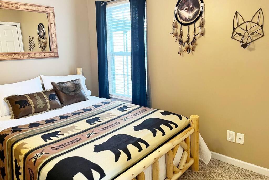Log Bunk Bed, Playhouse, & Teepee-willow Trace Retreat 5mi To Dollywood Holiday home Sevierville